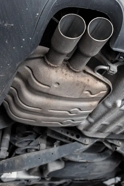 What types of cars don’t have catalytic converters